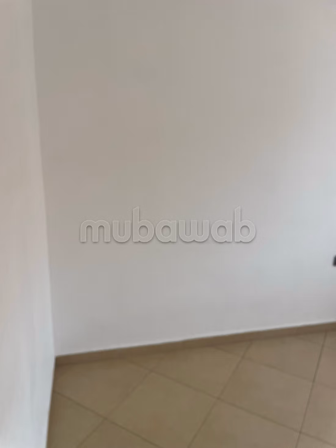 Office rental in Hay Mohammadi. Area 75 m². Security door and secured residence