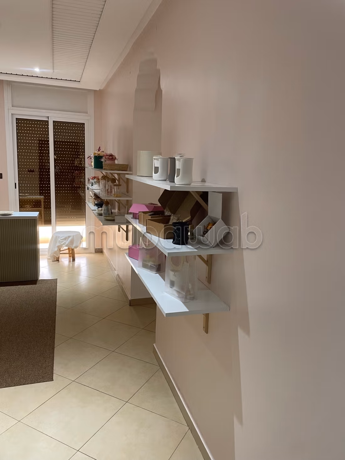 Office rental in Hay Mohammadi. Area 75 m². Security door and secured residence