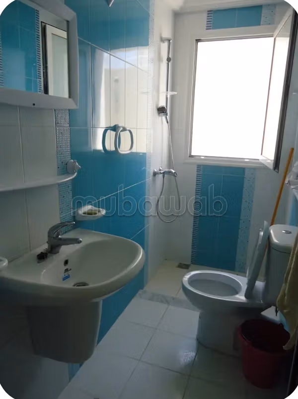 S1 apartment for rent in summer at Cité El Wafa AFH2. Area of 70 m². Parking space and balconies