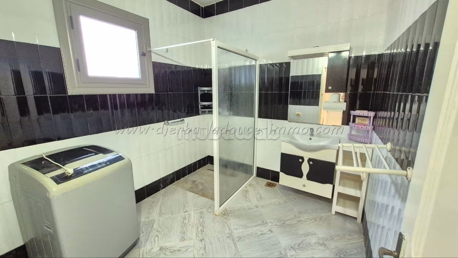 Annual Location Furnished Villa S4 with Pool
