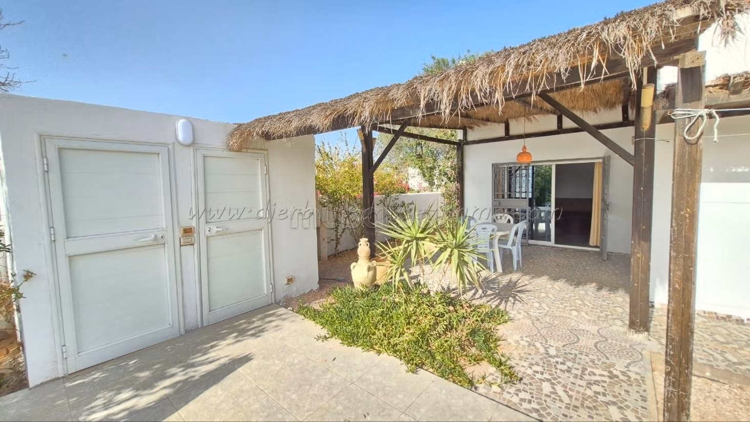 Annual Location Furnished Villa S4 with Pool