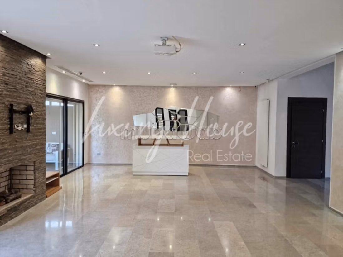 Duplex di lusso S3 con piscina e giardini a Soukra