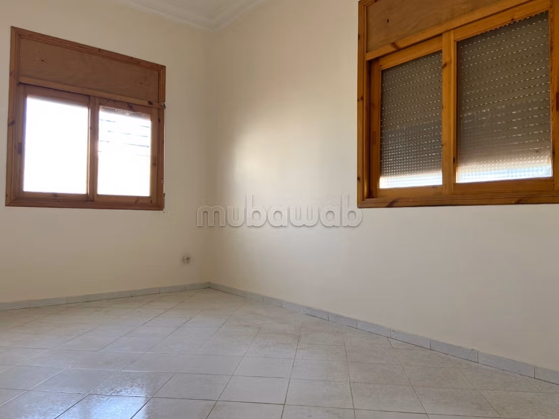 Appartement vide à Lguich, à seulement 3 minutes de Hay Riyad — 3