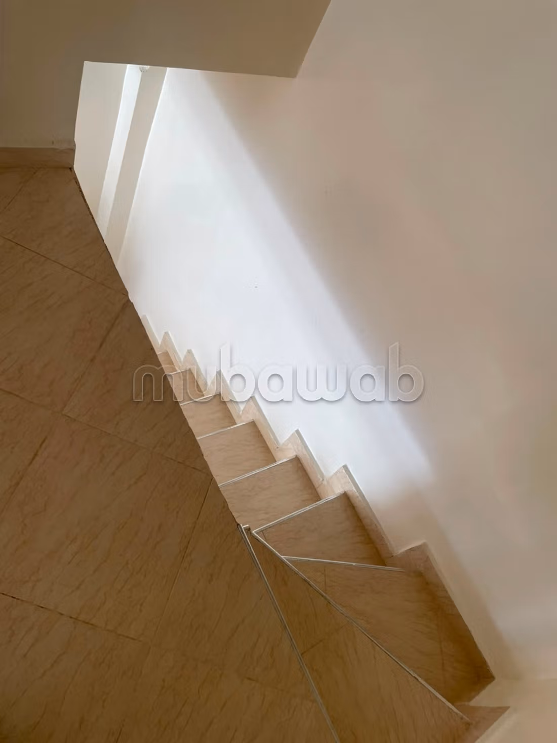 Commerciële ruimte te koop in Marjane. Oppervlakte 27 m². Beveiligde residentie