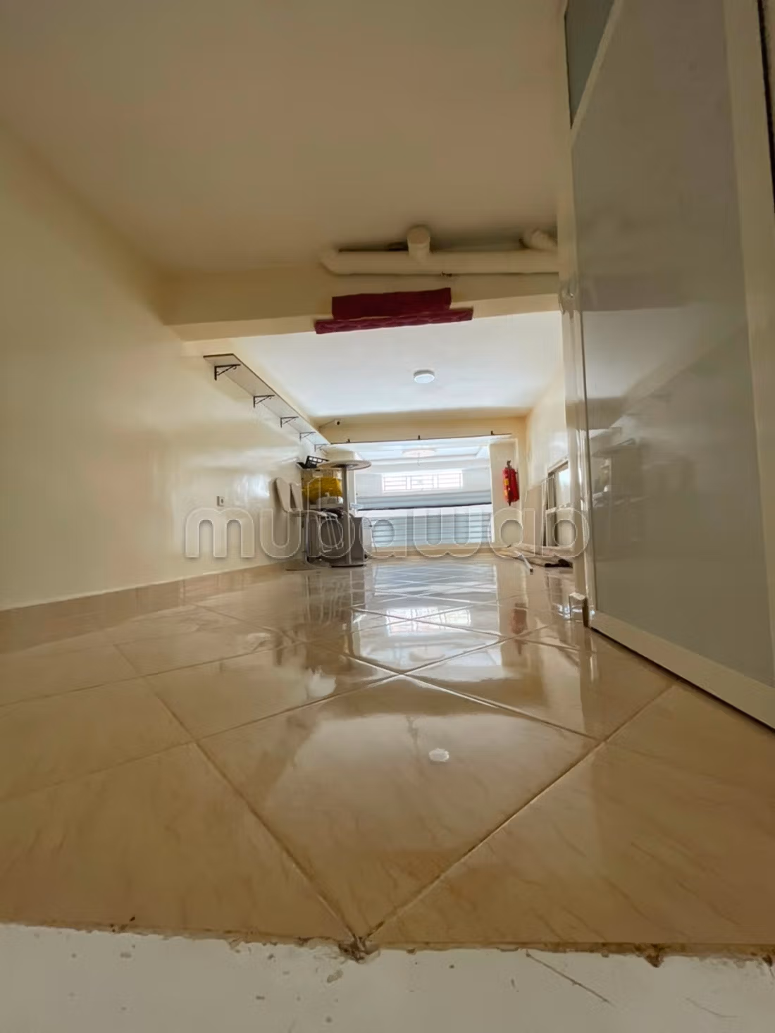 Commerciële ruimte te koop in Marjane. Oppervlakte 27 m². Beveiligde residentie