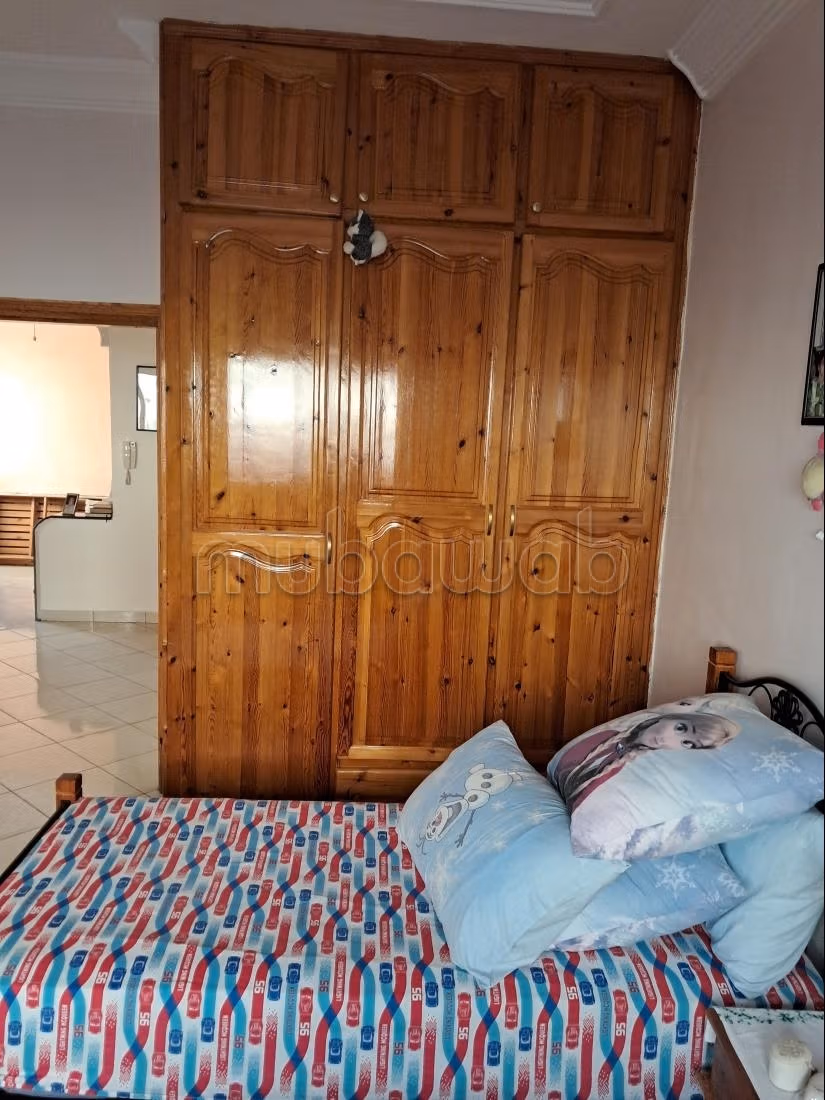 Huis te koop in Khouribga. 5 mooie slaapkamers. Groot terras