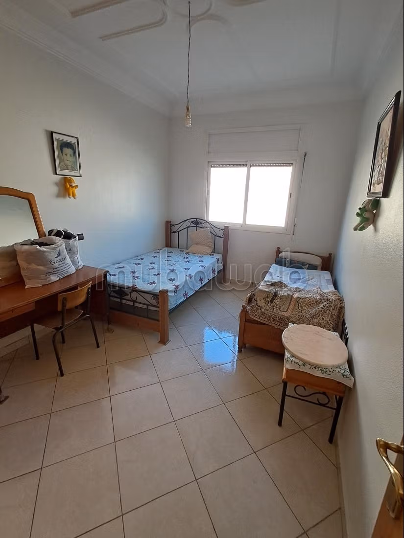 Huis te koop in Khouribga. 5 mooie slaapkamers. Groot terras