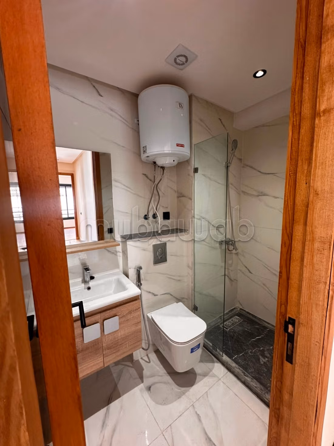 Appartement à louer à Les Hôpitaux — 4