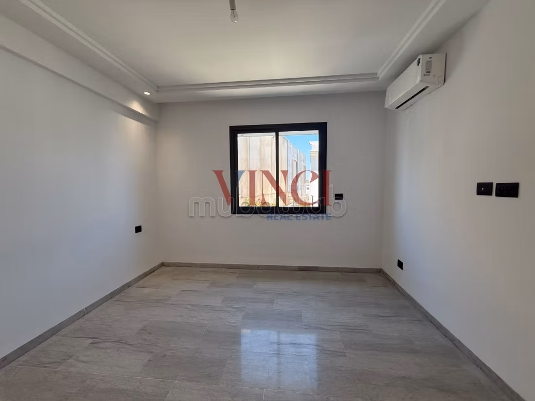 A louer un appartement S1 sis à Boumhel