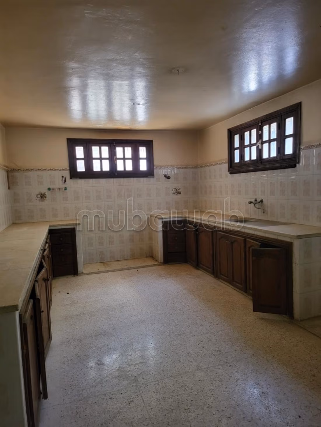 Superbe villa à vendre à Route Casablanca.
Surface totale 634 m²