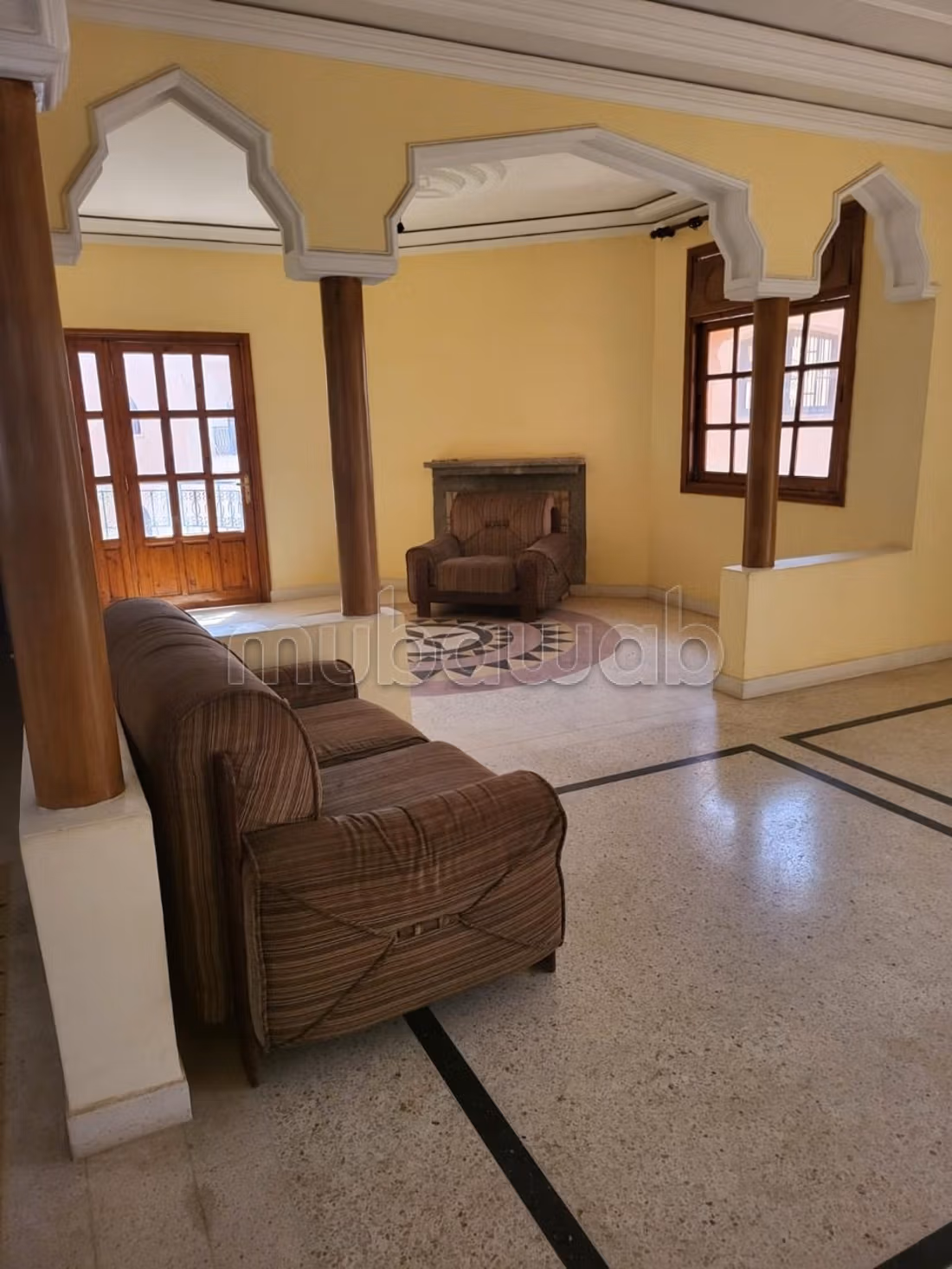 Superbe villa à vendre à Route Casablanca.
Surface totale 634 m²