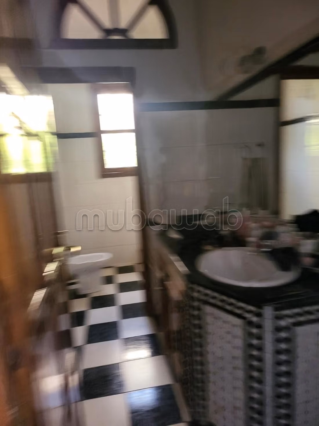 Superbe villa à vendre à Route Casablanca.
Surface totale 634 m²