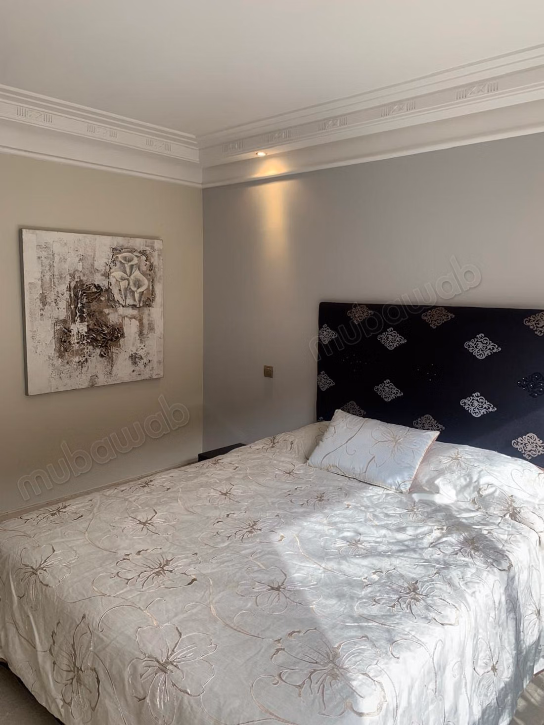 Spacious 2-bedroom apartment in a residence with pool