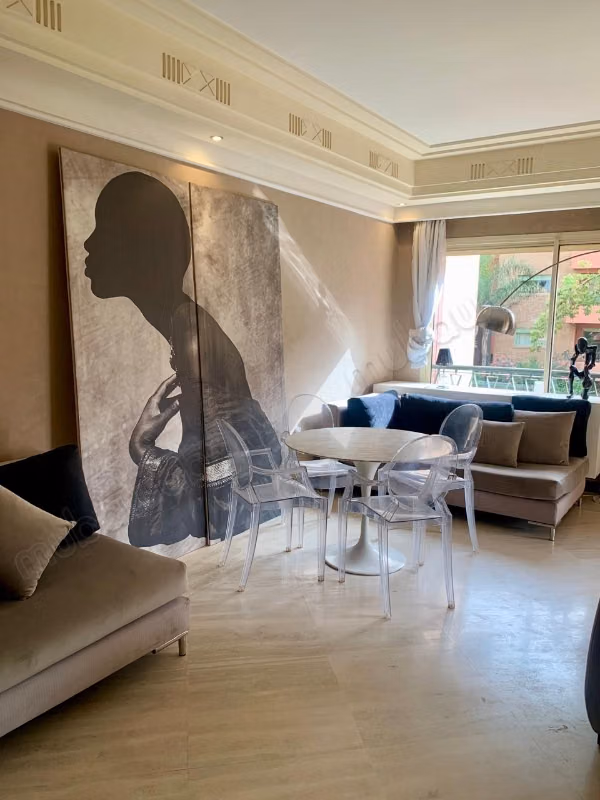 Spacious 2-bedroom apartment in a residence with pool