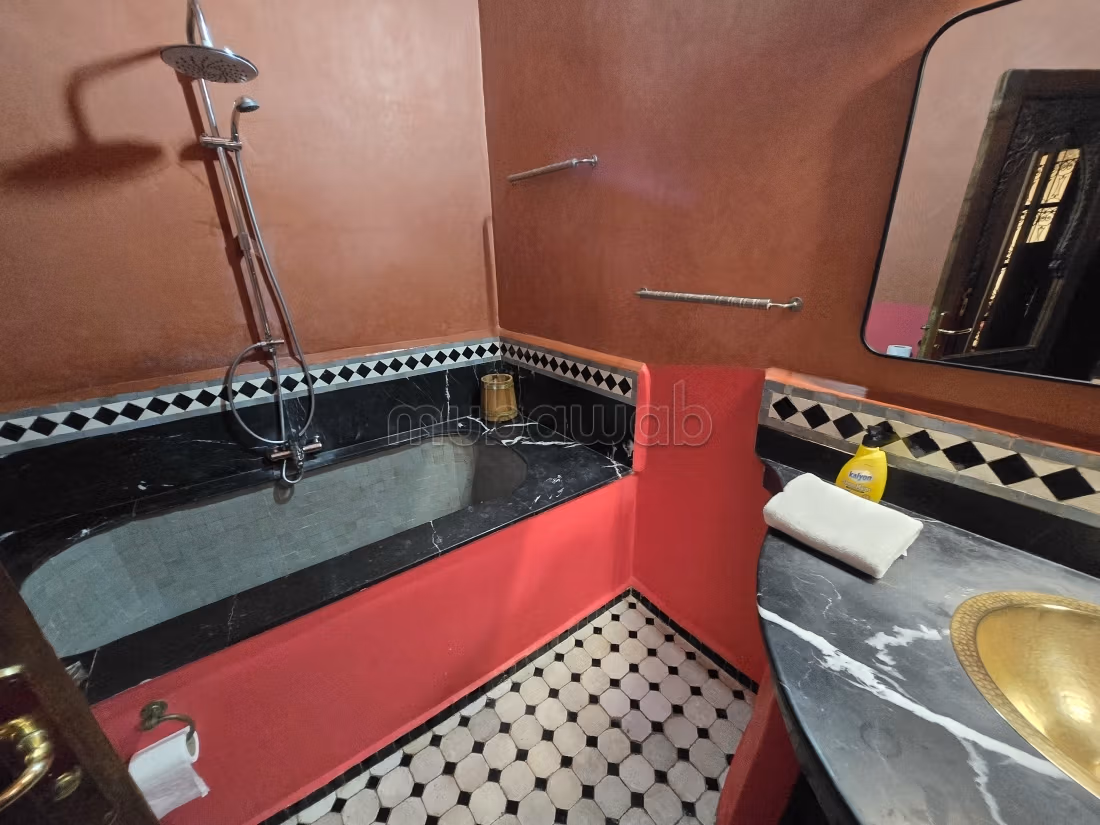 TE KOOP, Mooi 6 Slaapkamer Riad in Batha