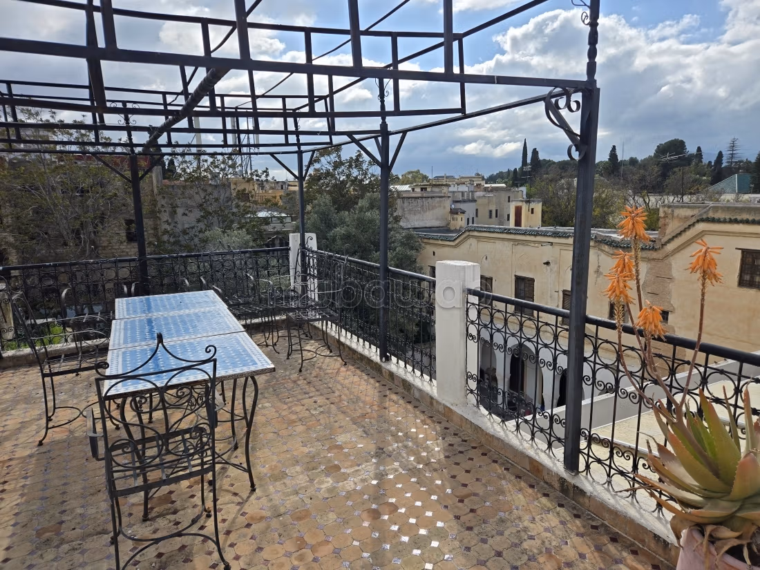 TE KOOP, Mooi 6 Slaapkamer Riad in Batha