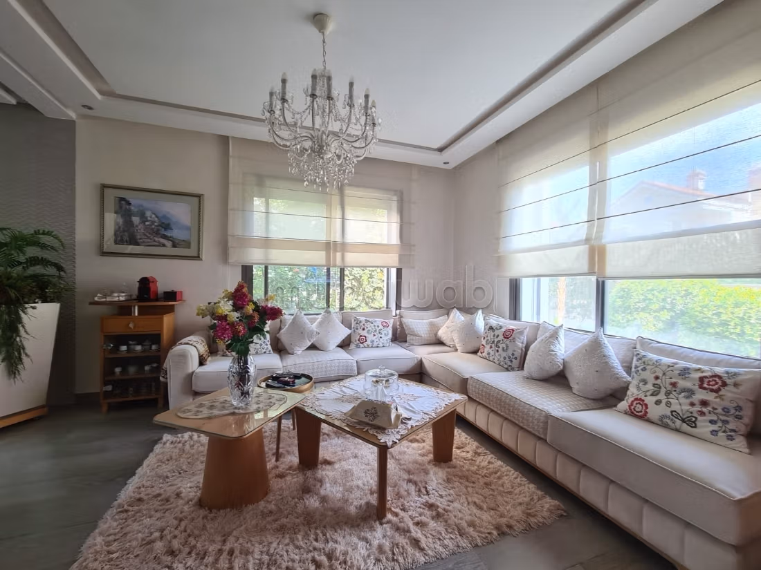 Villa van Hoge Kwaliteit bij de Ingang van Dar Bouazza