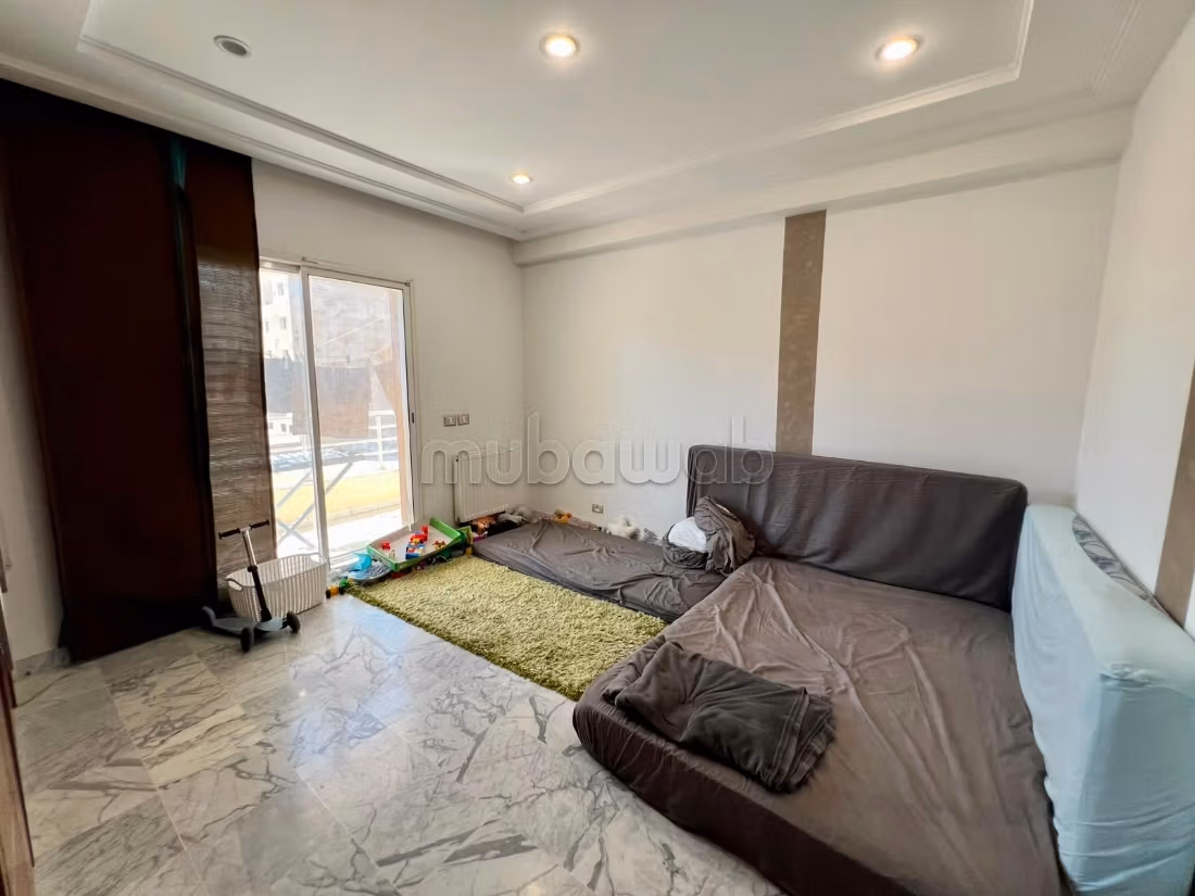 S3 200m² a louer jardins de carthage 2350 dt