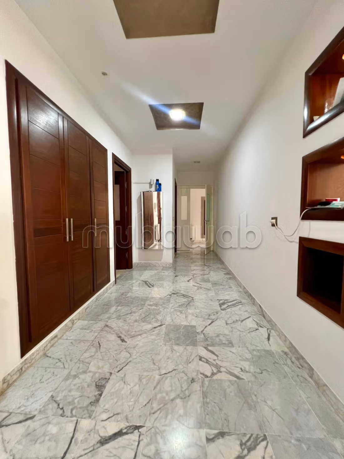 S3 200m² a louer jardins de carthage 2350 dt