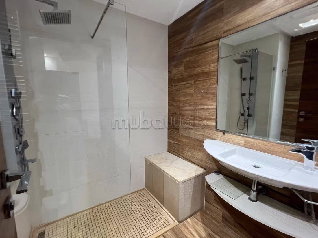 S3 192m² à louer les jardins de carthage 2700 dt
