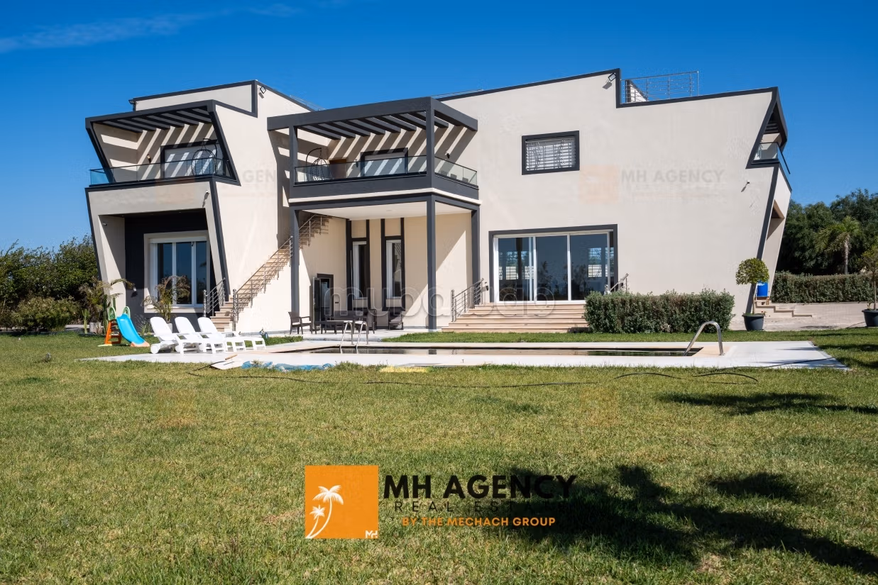 Exceptional villa for sale in Benslimane – Domain