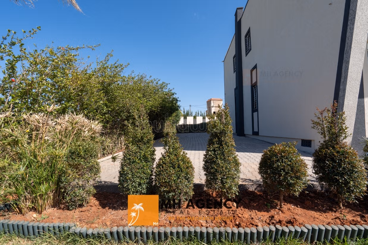 Exceptional villa for sale in Benslimane – Domain