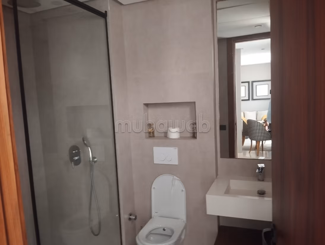 Appartamento molto bello in affitto a Les princesses. Superficie totale 50 m². Arredato