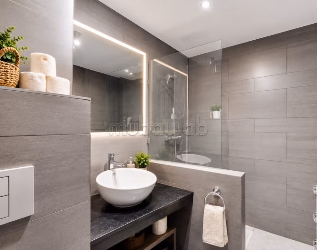 Superbe appartement à louer à Triangle d'Or. 
2 grandes pièces. 
Bien meublé — 3
