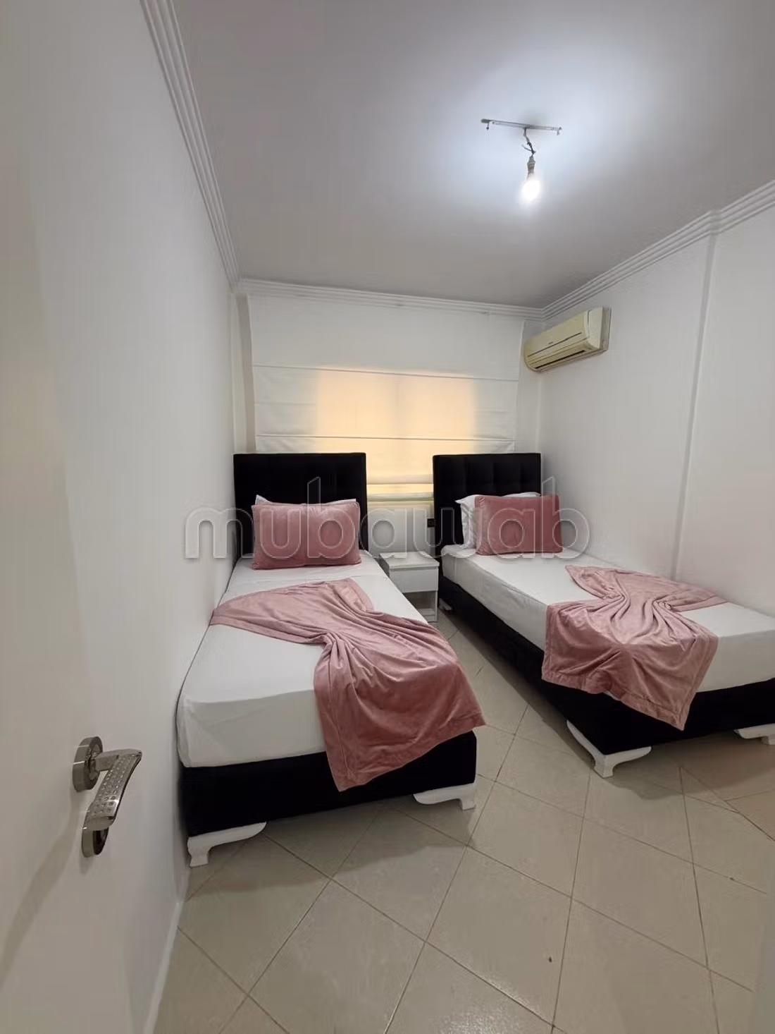 Appartement à louer neuf avec piscine — 3