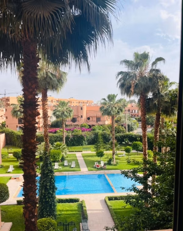 Nieuwe appartement te huur met zwembad