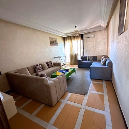 Appartement van 100 m² te Huren - Volledig Gemeubileerd