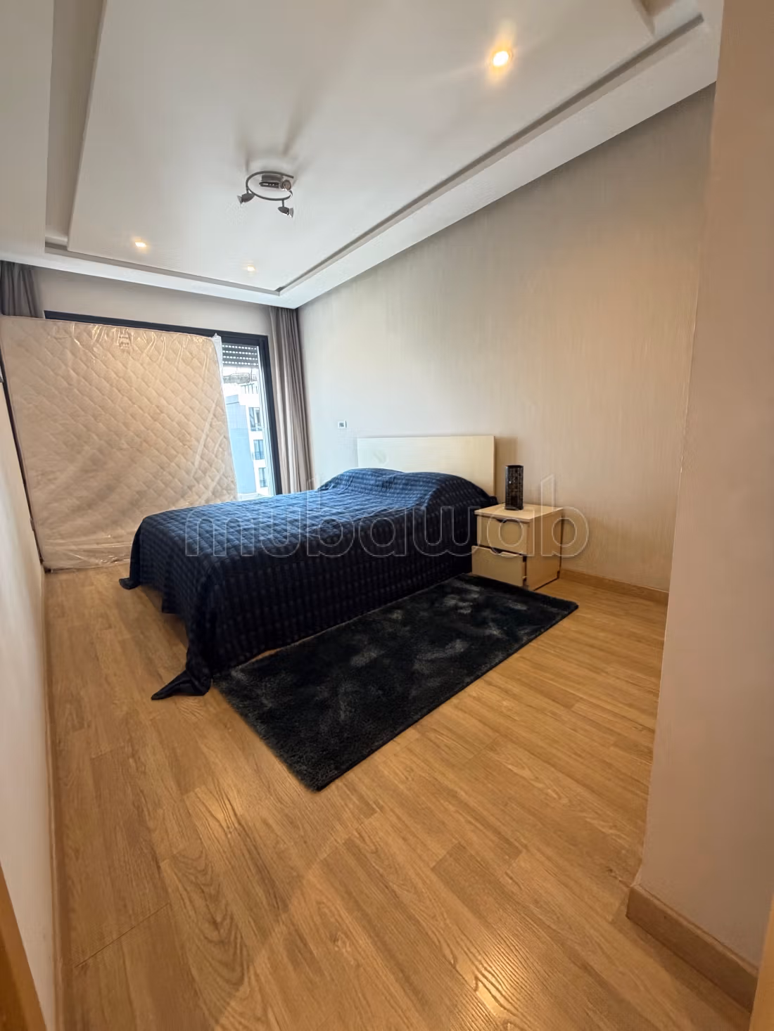 Appartement en location à Palmier.
Surface totale 80 m².
Meublé — 6