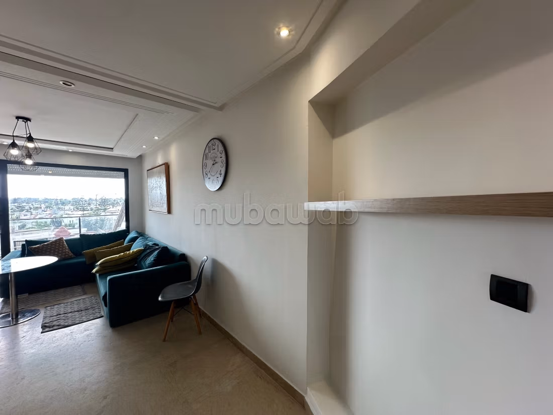Appartement à vendre à Bourgogne Ouest. Grande superficie de 59 m². Entièrement meublé — 4