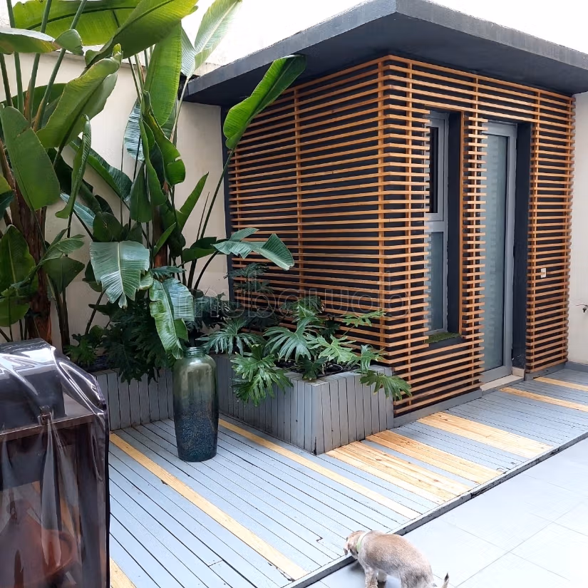 Vente d'un bel appartement dans le Triangle d'Or. 3 belles chambres. Belle terrasse