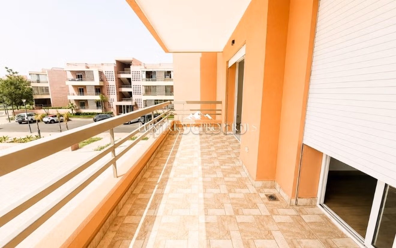 Appartement 2 chambres avec vue piscine,
Agdal — 3