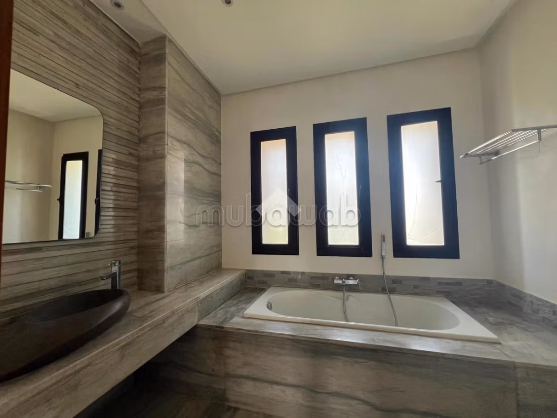 Villa floor for rent