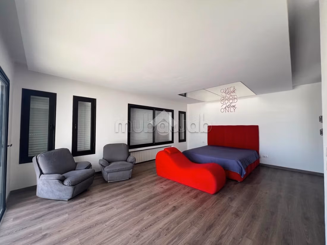 Villa floor for rent