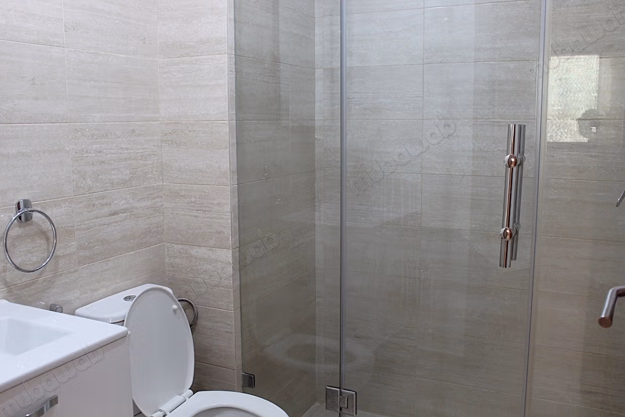 Appartement de trois chambres avec jardin privatif