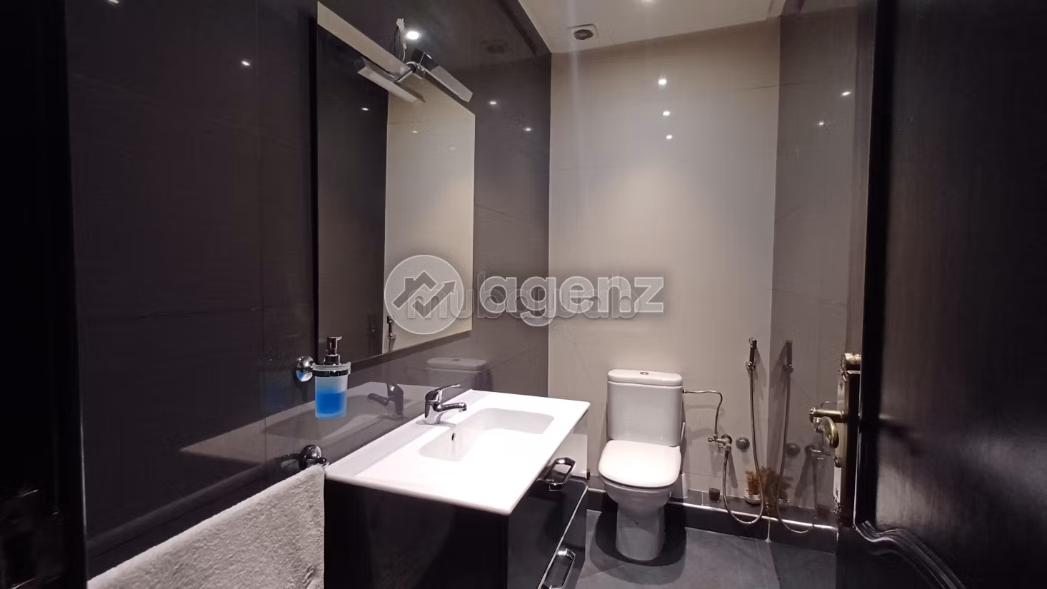 Appartement à vendre 118 m², 3 chambres Racine Casablanca