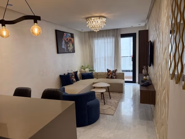 Estudio Amueblado Palmier – Terraza y Aparcamiento