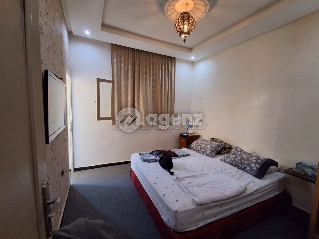 Maison à vendre 107 m², 7 chambres Skikina Skhirate Témara — 2