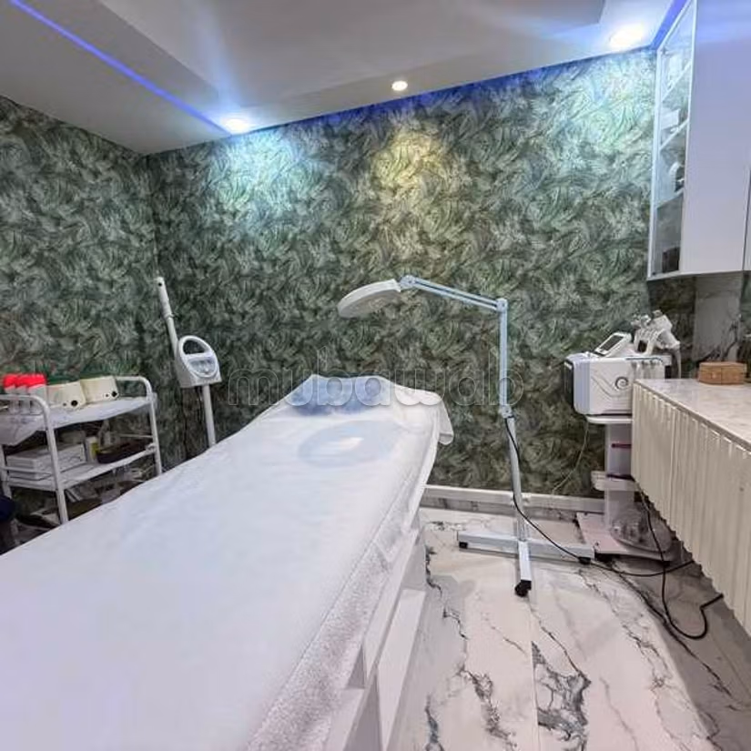 Local comercial a la venta de 163.0 m² en Casablanca, Racine