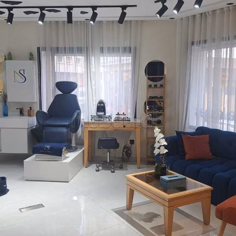 Local comercial a la venta de 163.0 m² en Casablanca, Racine