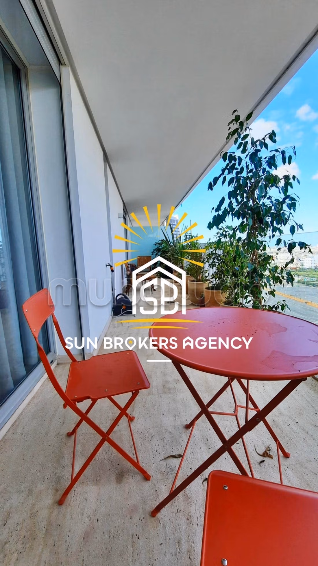 Location d'un appartement à Casablanca Finance City.
2 pièces.
Bien meublé — 4