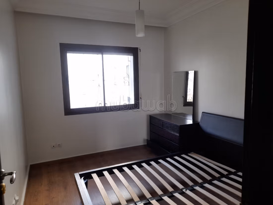 Vend appartement à Triangle d'Or. 
4 pièces confortables — 6