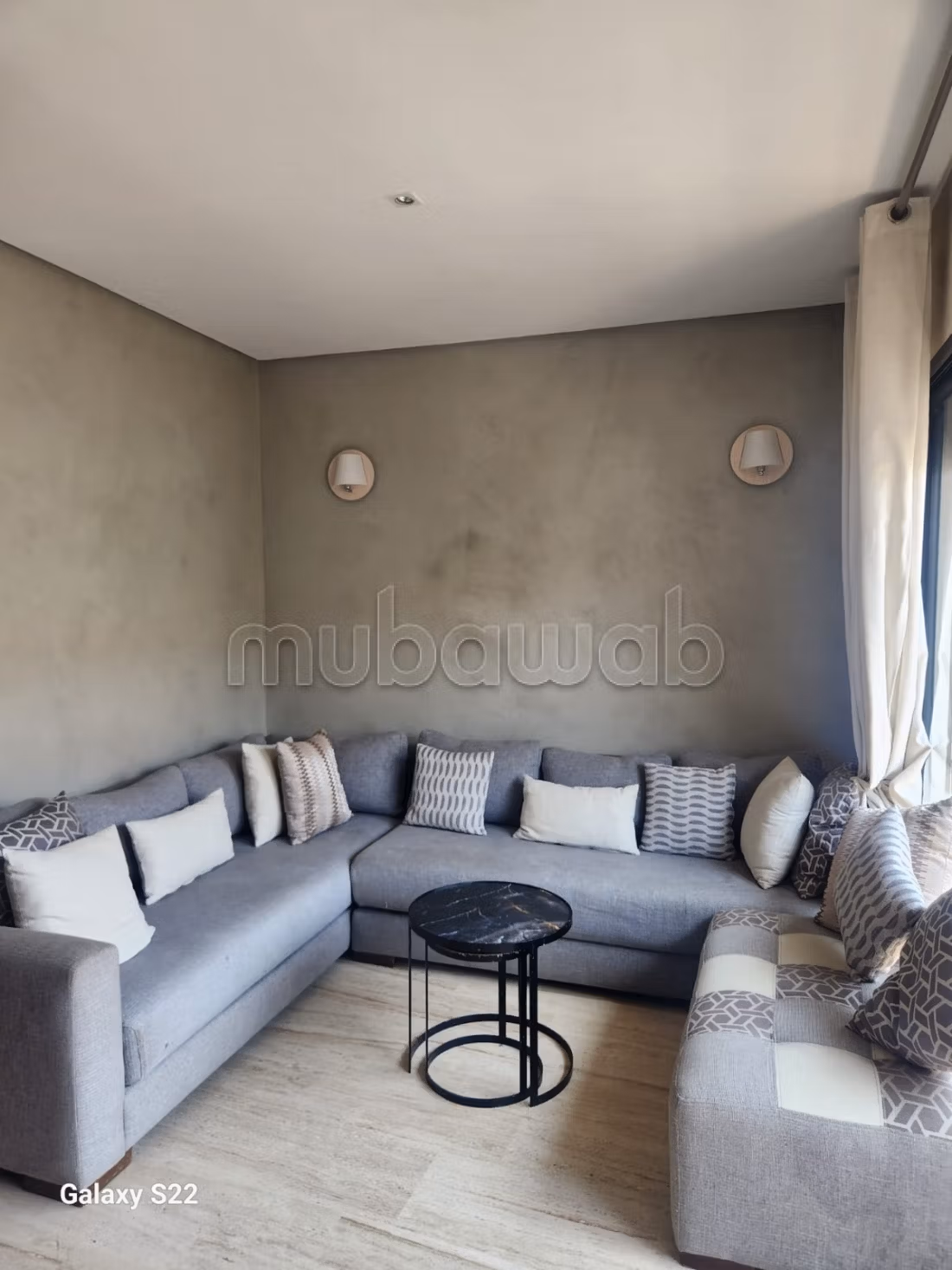 Appart meublé Luxe 90m2 à Gauthier
à côté consulat — 3