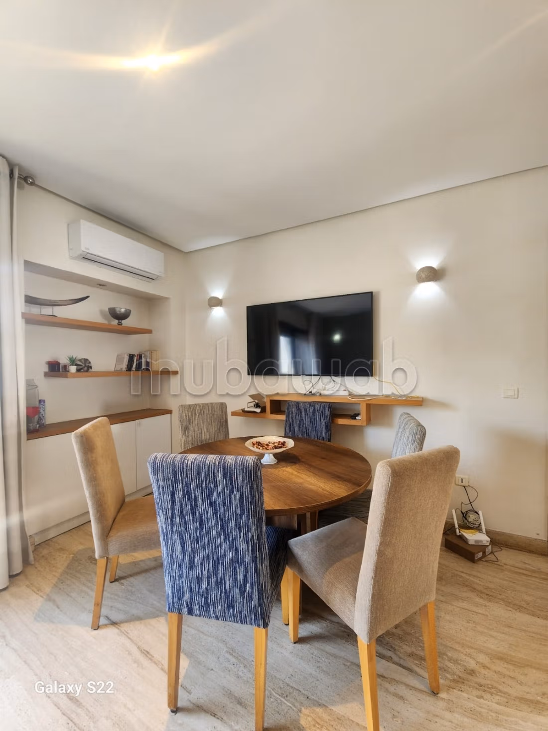 Appart meublé Luxe 90m2 à Gauthier
à côté consulat