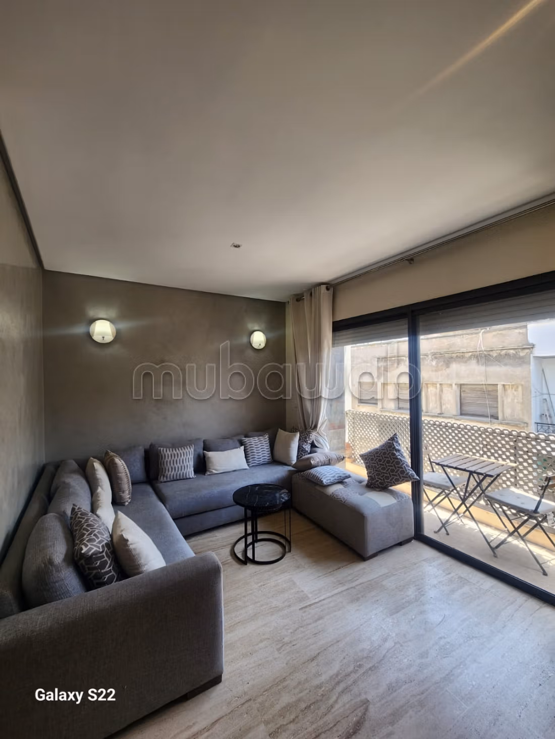 Appart meublé Luxe 90m2 à Gauthier
à côté consulat — 2