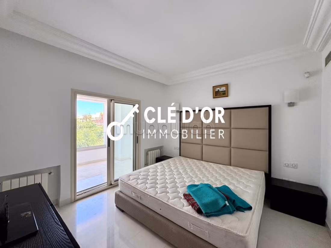 Charming villa with pool for rent in Gammarth