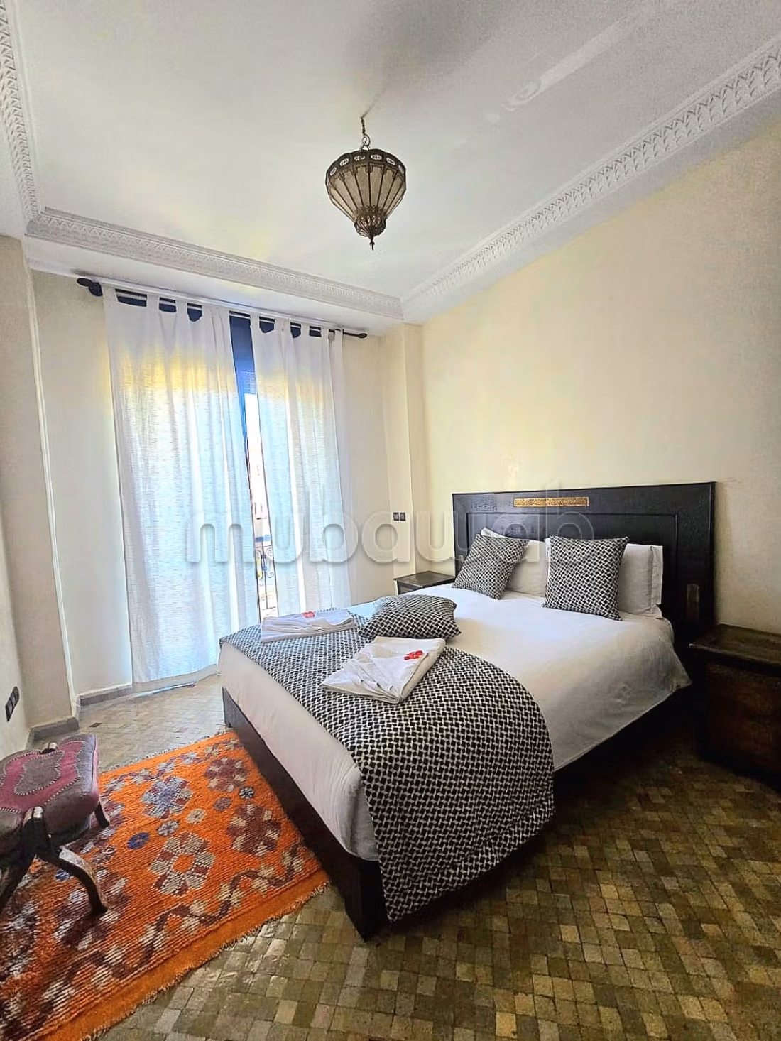 Somptueuse villa à louer à Route de Ouarzazate.
Surface totale 310 m².
Bien meublé